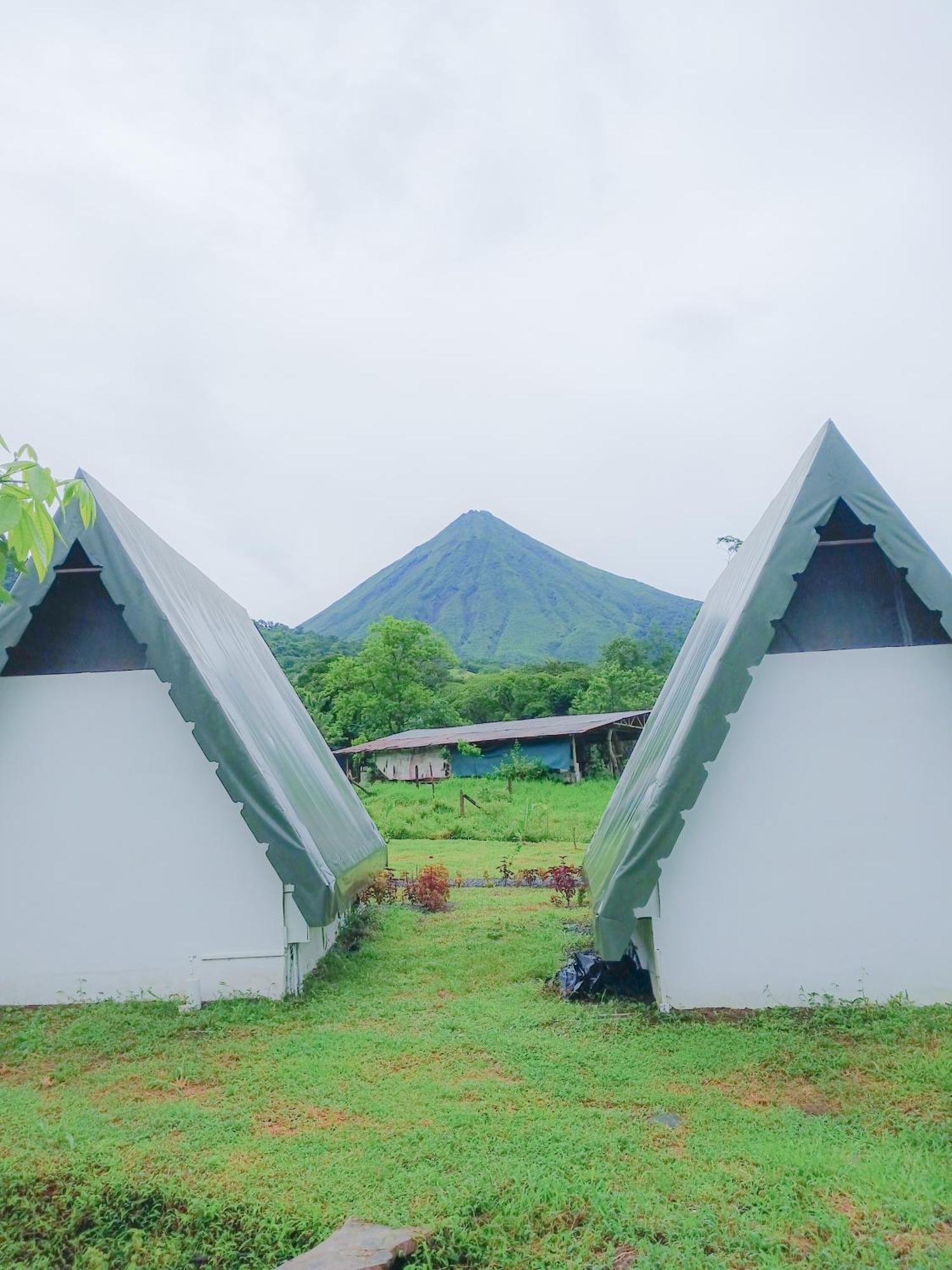 Flora Glamping De Abuela Villa La Fortuna Exterior photo
